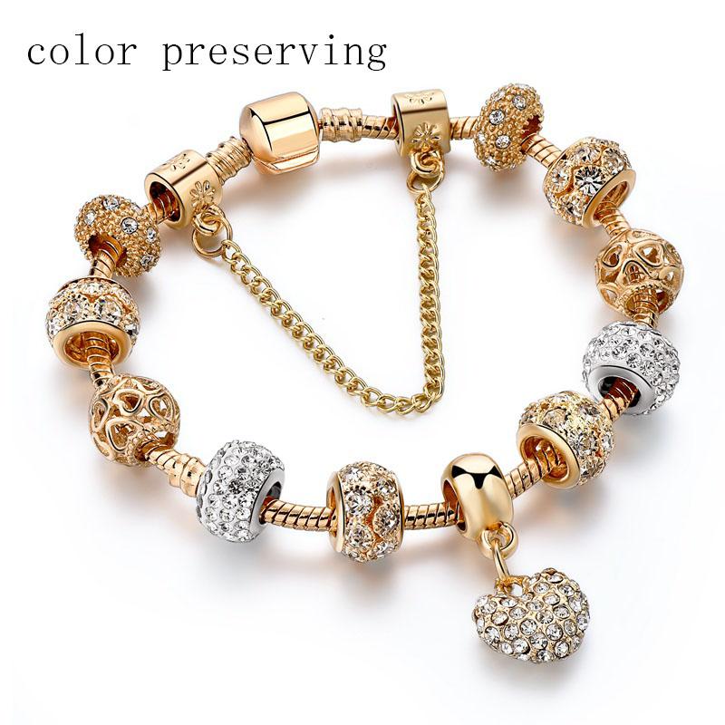 Everlasting Elegance: The Crystal Heart Bangle